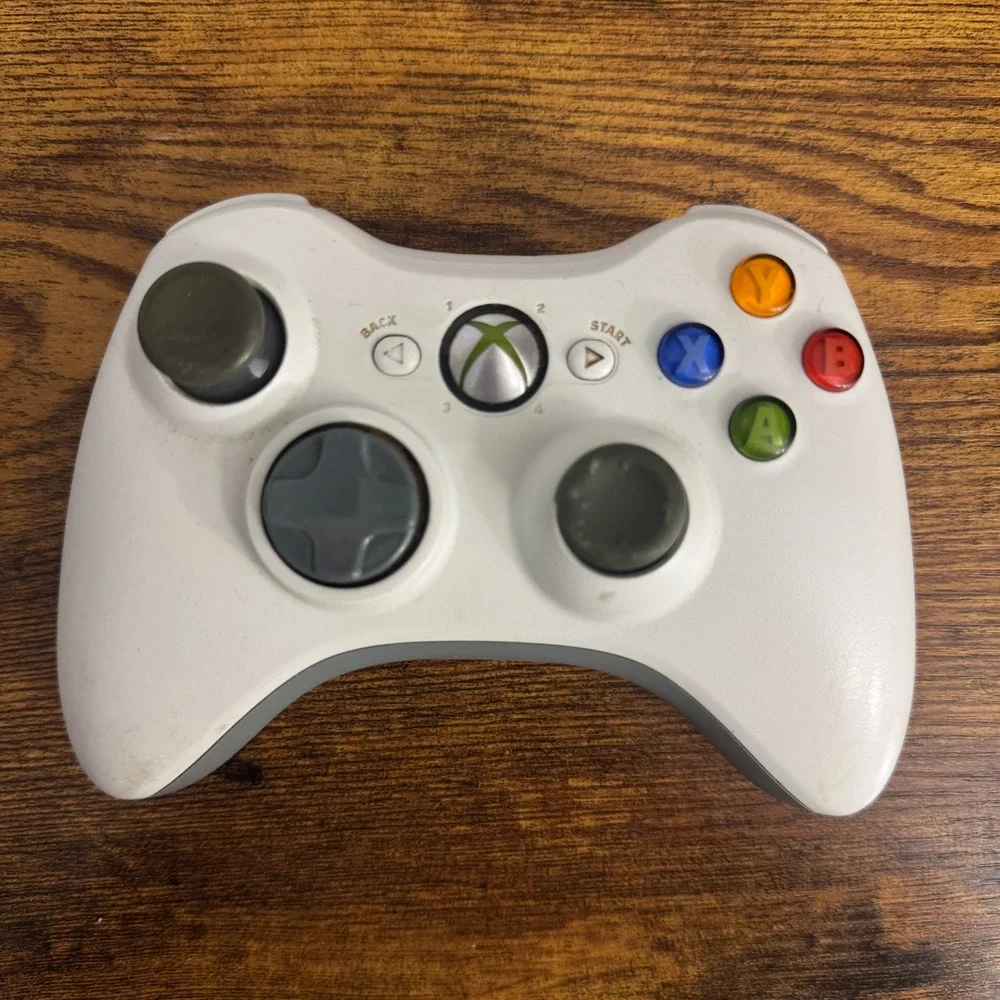 Xbox 360 Wireless Controller Genuine OEM White No Battery Pack Tested